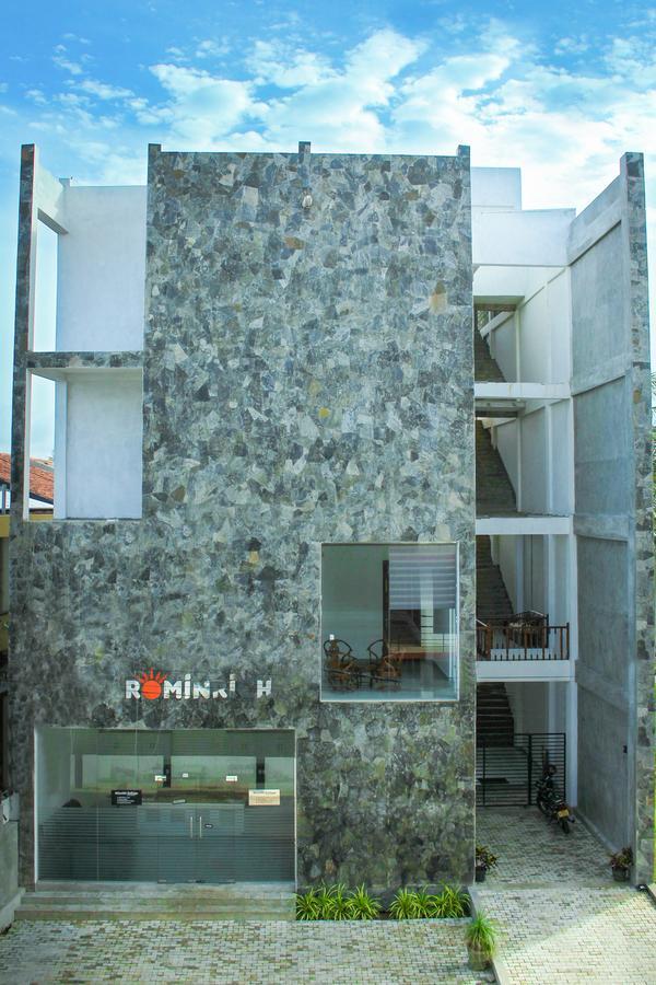 Rominrich Hotel Hikkaduwa Exterior foto