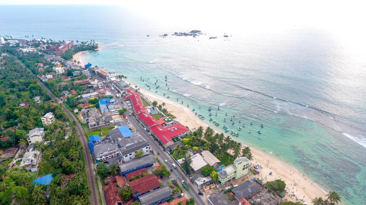 Rominrich Hotel Hikkaduwa Exterior foto